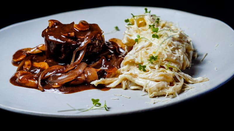 Creamy fettuccine Alfredo pasta dish